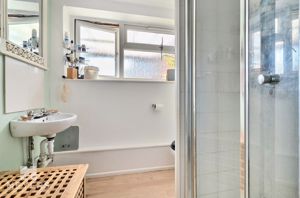 Photo 14- click for photo gallery